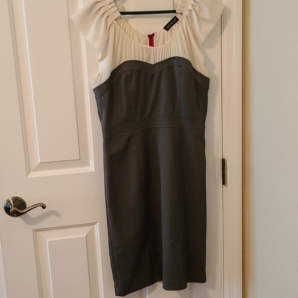 Cap sleeve pencil dress